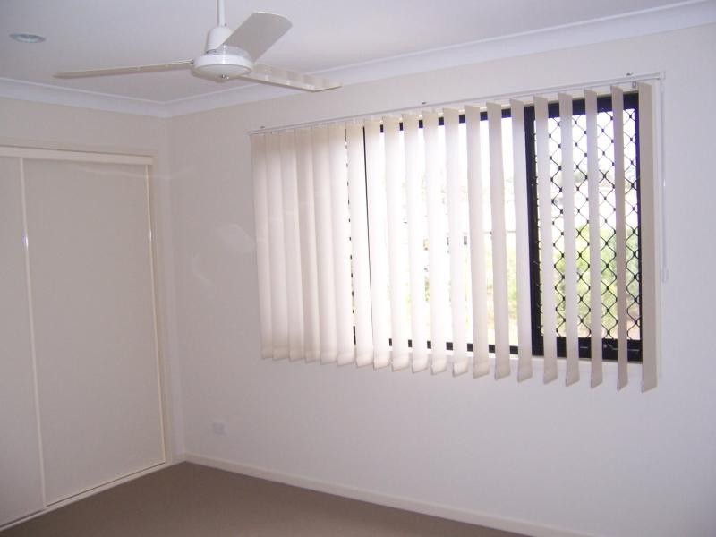 17b Bellagio Cres, Coomera QLD 4209