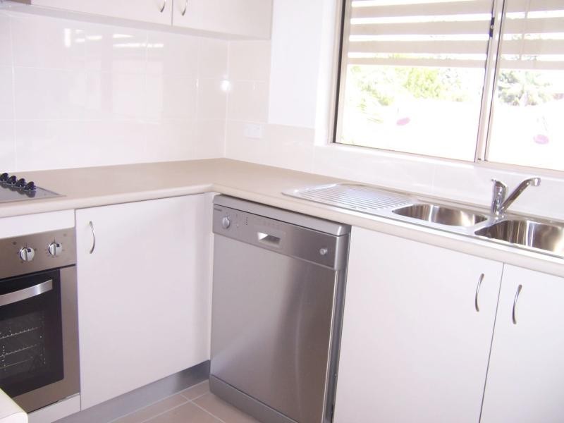 14/13D Wyndham Ave, Southport QLD 4215