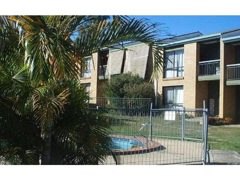 2/3 Guinevere Ct, Bethania QLD 4205