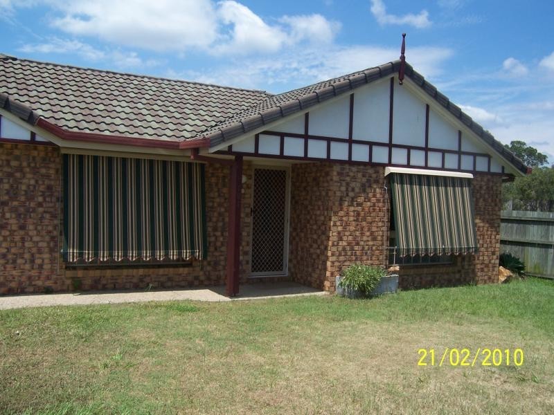 104 Tansey Dr, Tanah Merah QLD 4128
