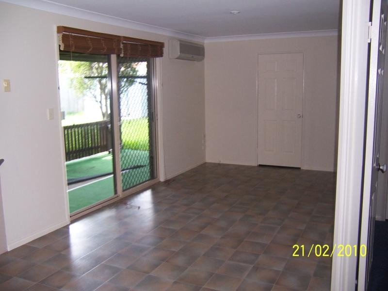 104 Tansey Dr, Tanah Merah QLD 4128