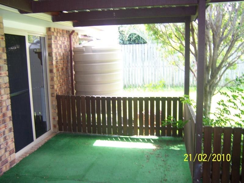 104 Tansey Dr, Tanah Merah QLD 4128