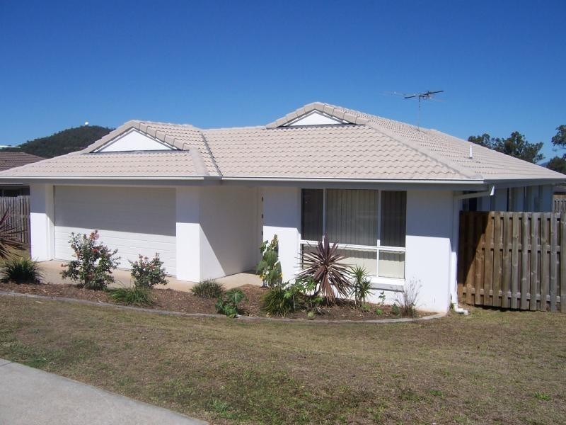 275 River Hills Rd, Eagleby QLD 4207