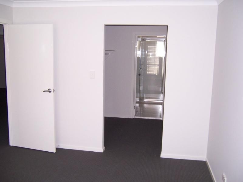 3/50 River Hills Rd, Eagleby QLD 4207