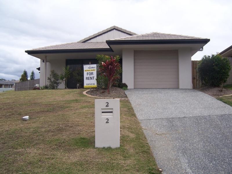 2/2 Stoneleigh Way, Holmview QLD 4207