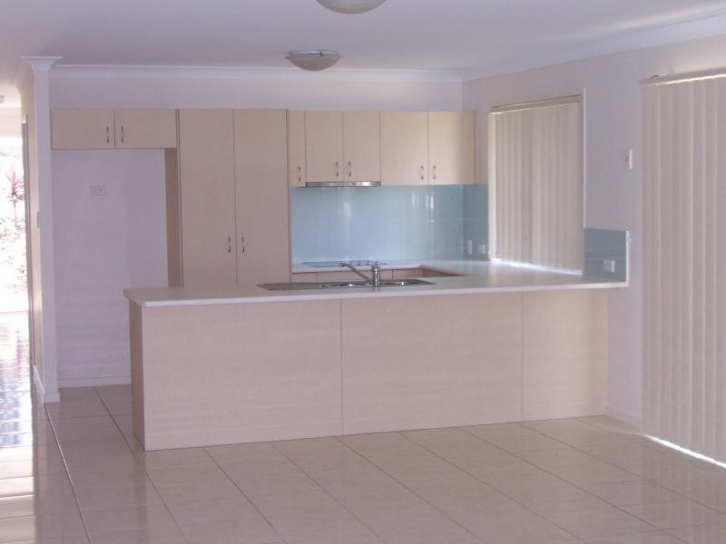 275 River Hills Rd, Eagleby QLD 4207