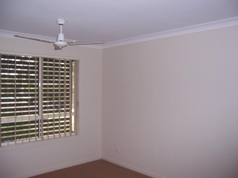 2/54 River Hills Rd, Eagleby QLD 4207