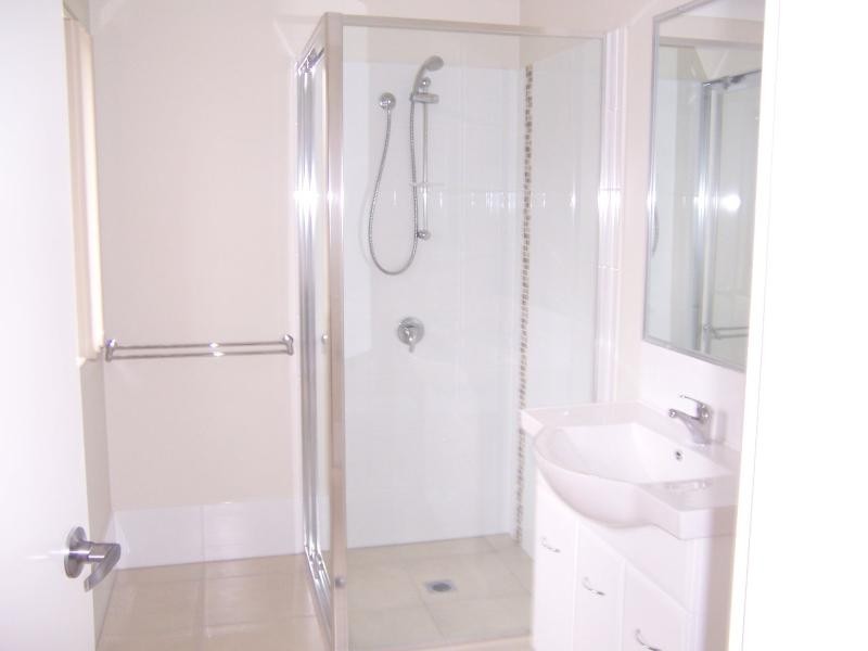 2/54 River Hills Rd, Eagleby QLD 4207