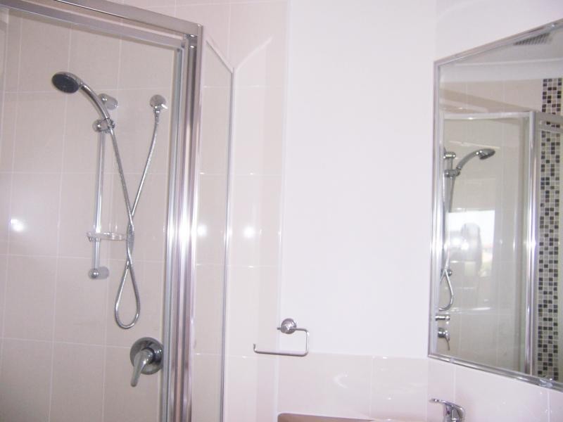 13/14D Wyndham Ave, Southport QLD 4215