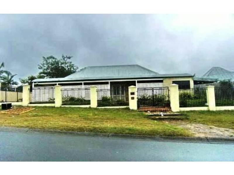 1 Coleman Cres, Springwood QLD 4127