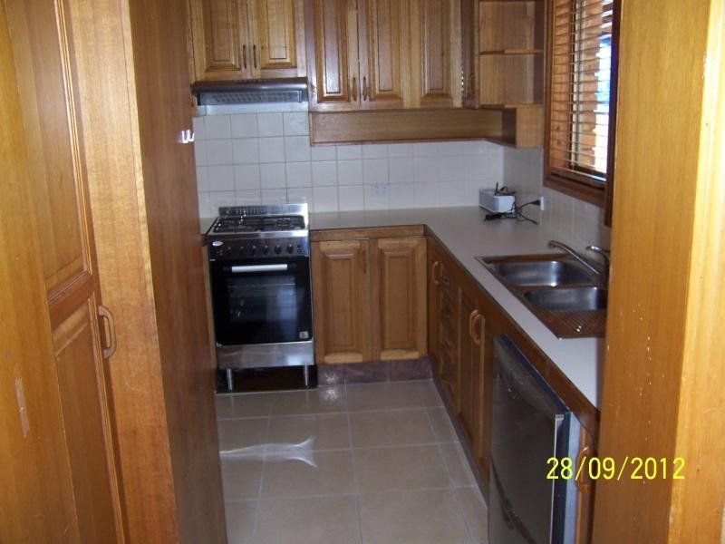 1 Coleman Cres, Springwood QLD 4127