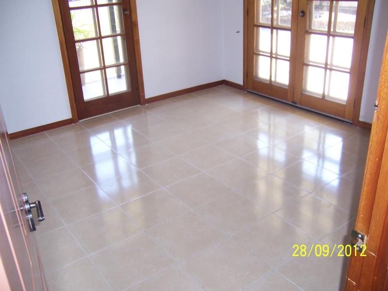 1 Coleman Cres, Springwood QLD 4127