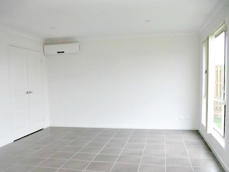 8 Vista Cct, Bahrs Scrub QLD 4207