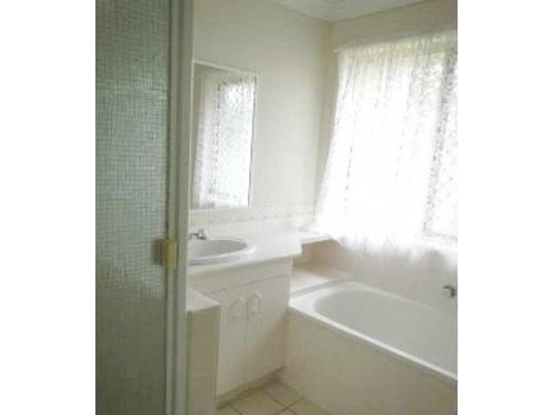 23 Jan Ct, Bethania QLD 4205