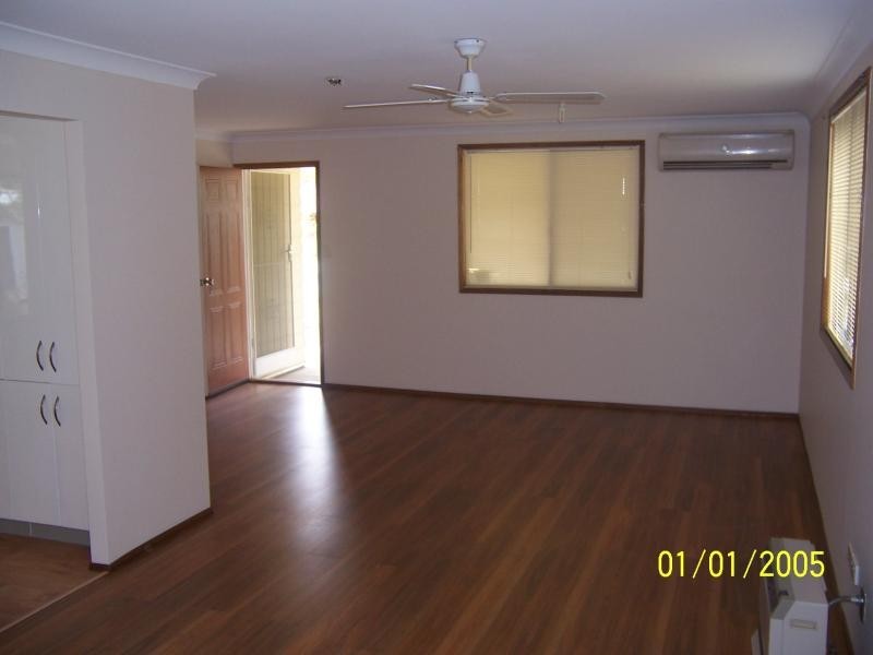 14 Shirley St, Eagleby QLD 4207