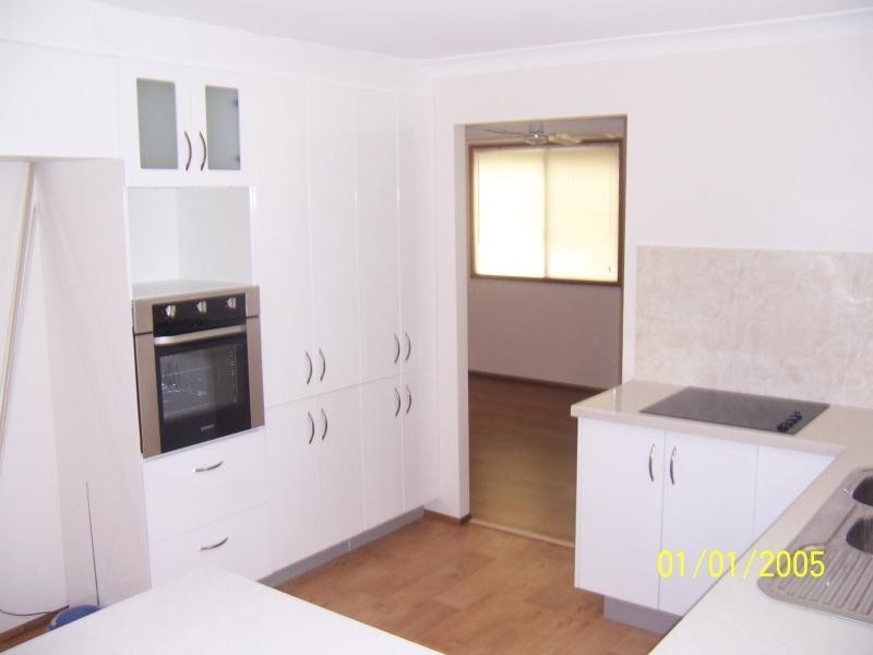 14 Shirley St, Eagleby QLD 4207