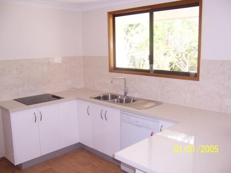 14 Shirley St, Eagleby QLD 4207