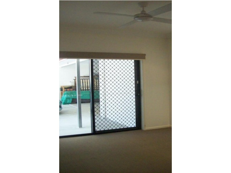 3 Pinelands St, Loganlea QLD 4131