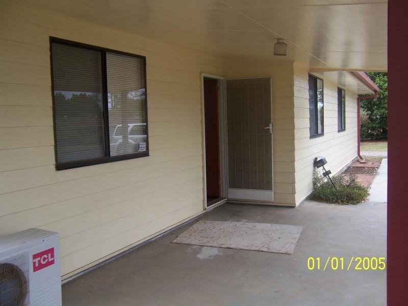 14 Shirley St, Eagleby QLD 4207