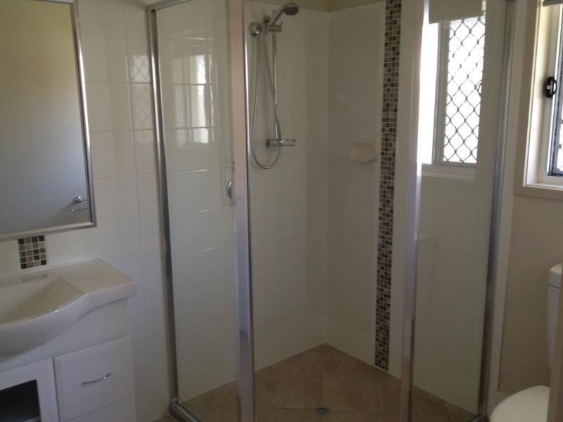 33 Foxwood Cct, Wakerley QLD 4154