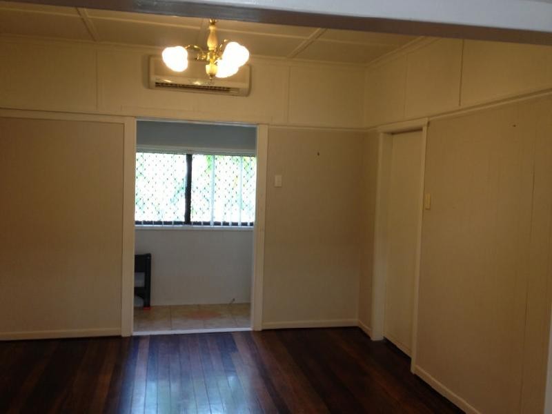 76 Barkoola St, Upper Mount Gravatt QLD 4122