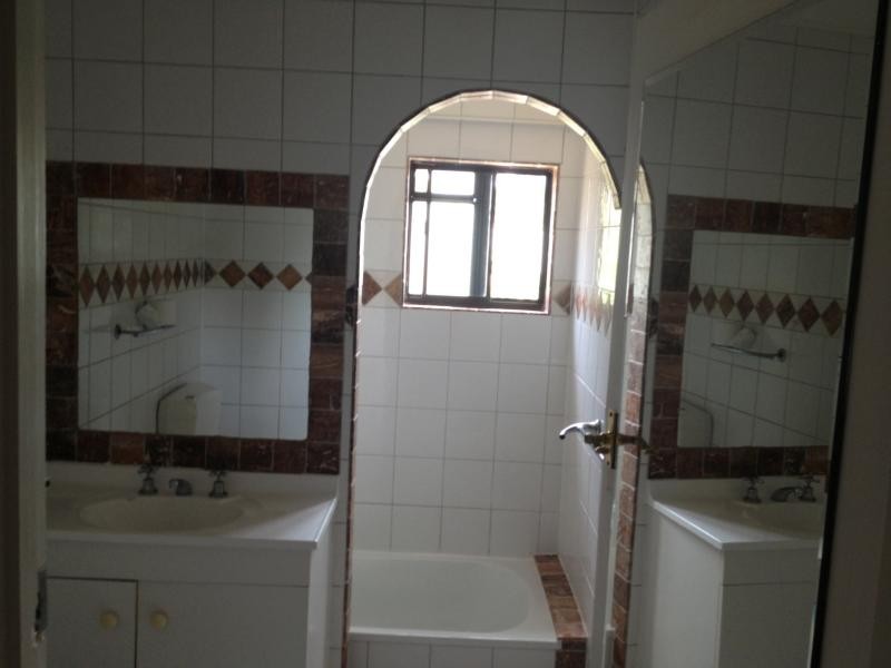 76 Barkoola St, Upper Mount Gravatt QLD 4122