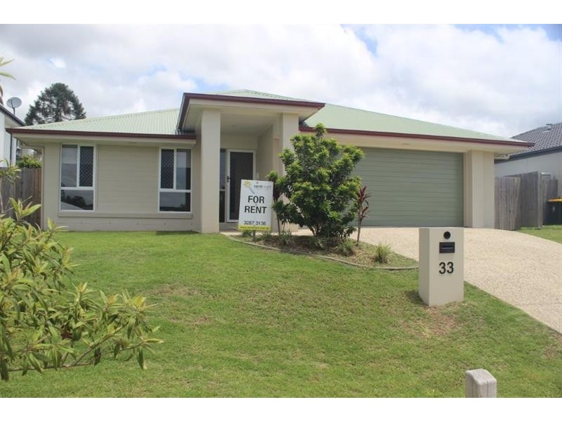 33 Foxwood Cct, Wakerley QLD 4154