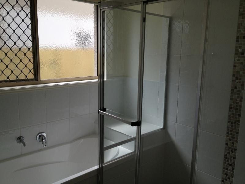 34 Foxwood Cct, Wakerley QLD 4154