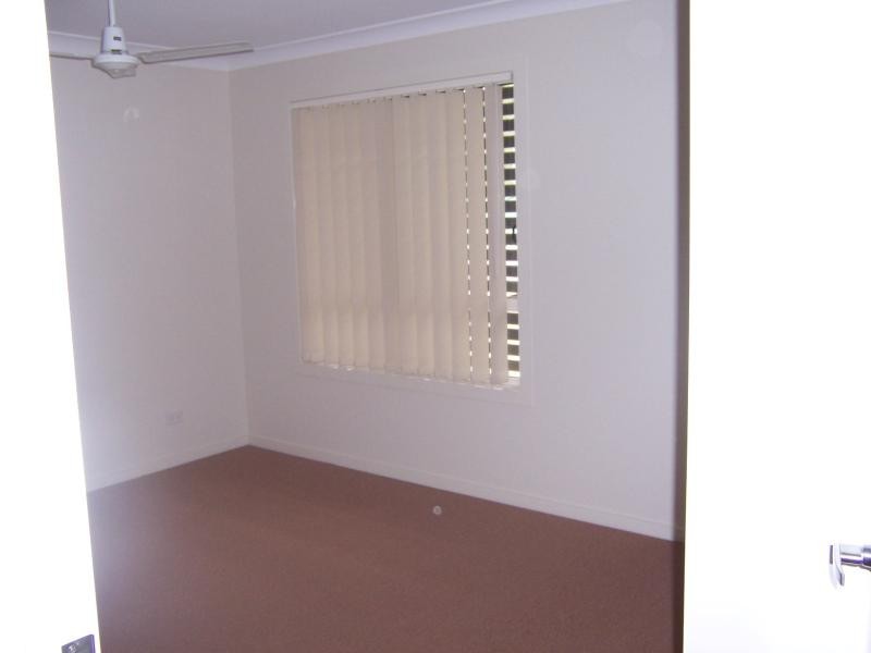 11/54 River Hills Rd, Eagleby QLD 4207