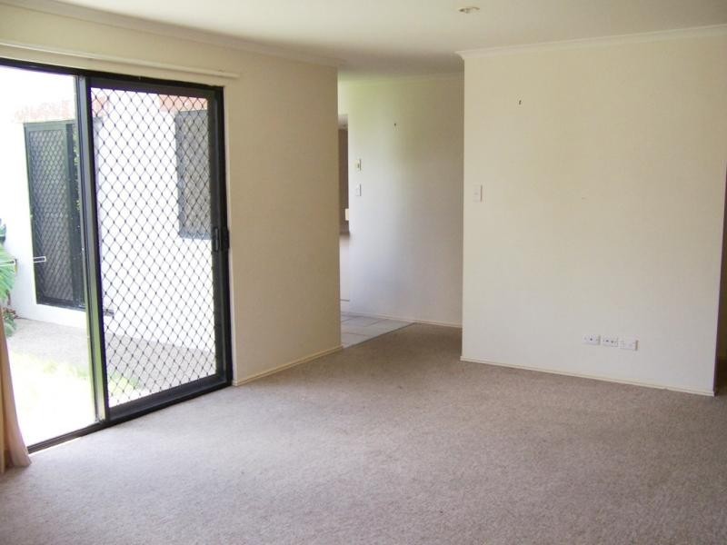 63/61 Harburg Dr, Beenleigh QLD 4207