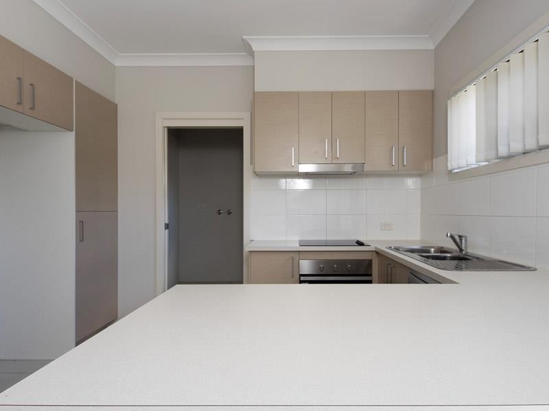 10/50 River Hills Rd, Eagleby QLD 4207