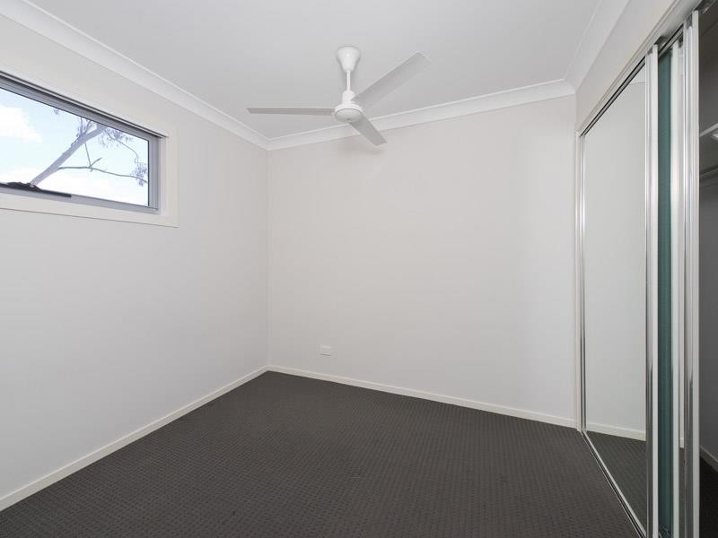 10/50 River Hills Rd, Eagleby QLD 4207