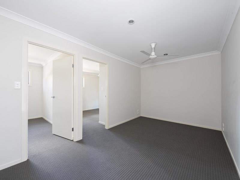 10/50 River Hills Rd, Eagleby QLD 4207