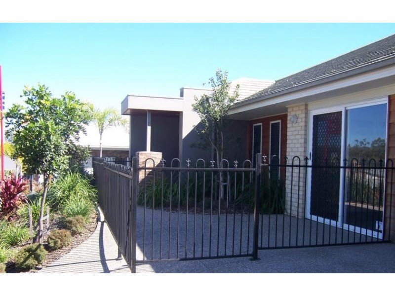 12 Richmond Cres, Waterford QLD 4133