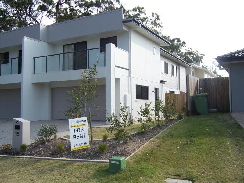 15b Niccy Rd, Coomera QLD 4209