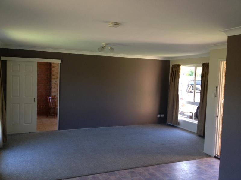 42  Fifth  Ave, Marsden QLD 4132
