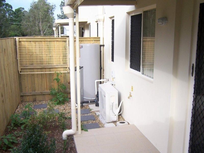 3/58 River Hills Rd, Eagleby QLD 4207