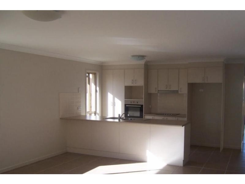 48 COLEBROOK Cres, Doolandella QLD 4077