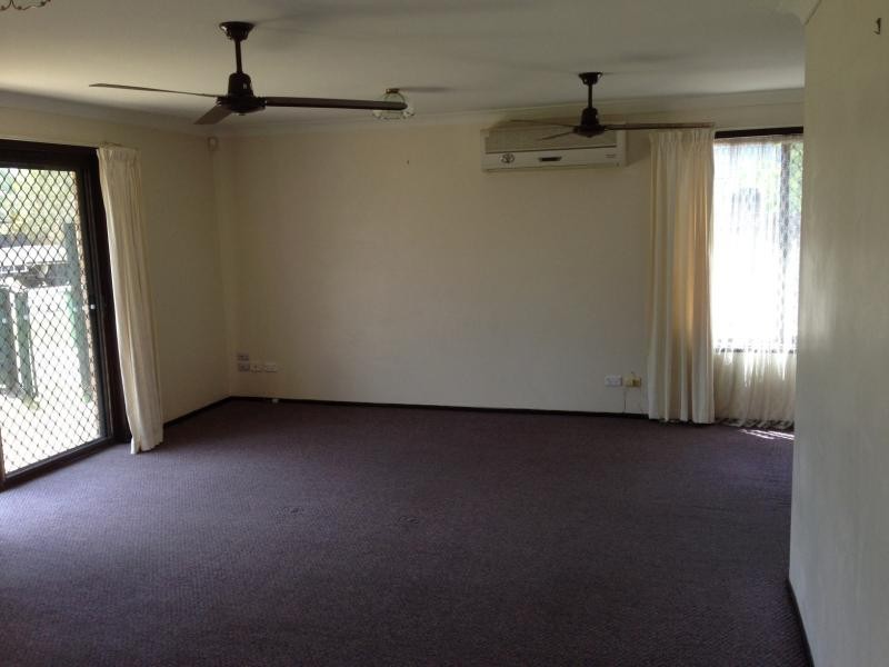 9 Corndale  St, Loganholme QLD 4129