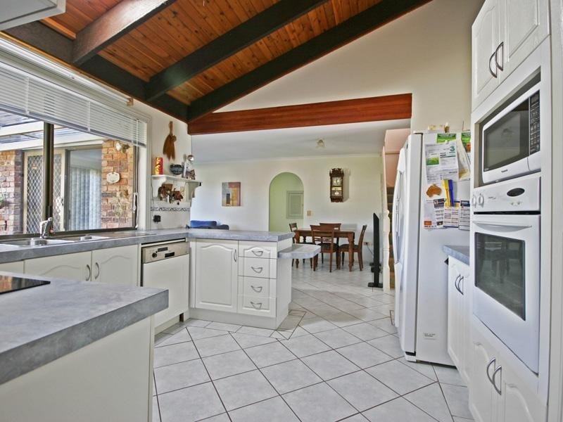 1 Geodorum St, Shailer Park QLD 4128