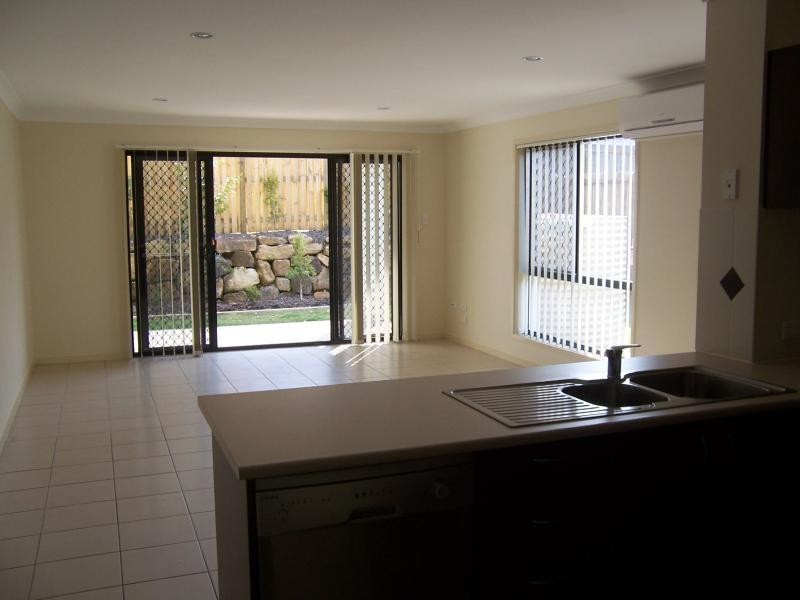 15A Niccy Rd, Coomera QLD 4209