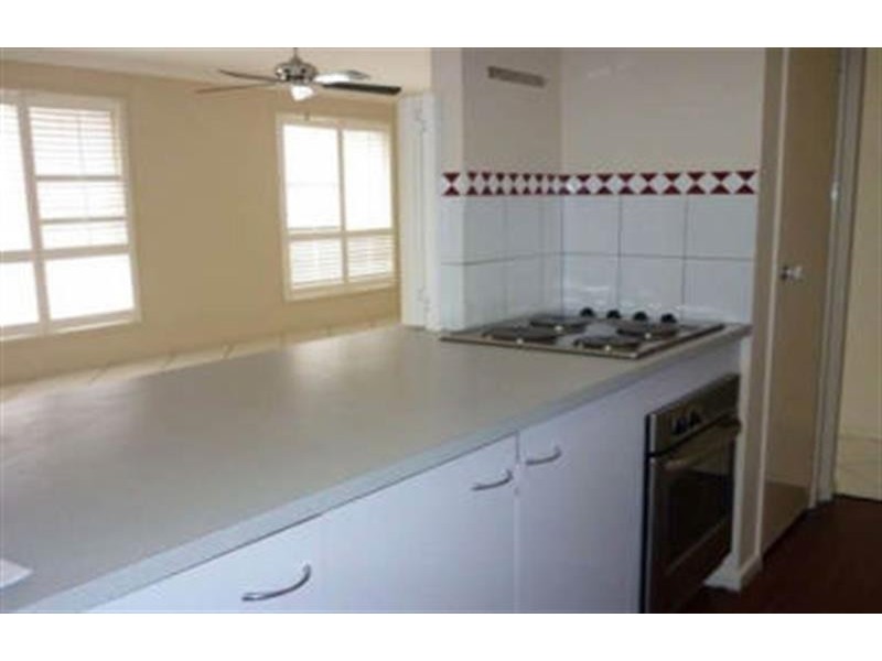 18 Kao St, Marsden QLD 4132