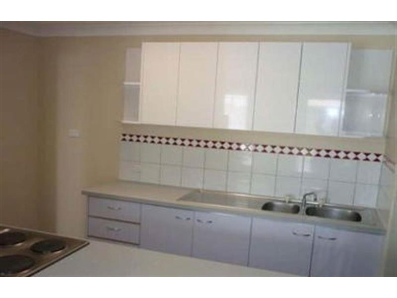 18 Kao St, Marsden QLD 4132