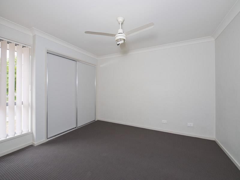 27 Daryl Reinhardt St, Redbank Plains QLD 4301