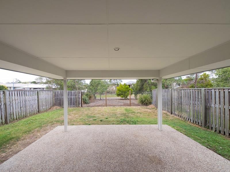 27 Daryl Reinhardt St, Redbank Plains QLD 4301