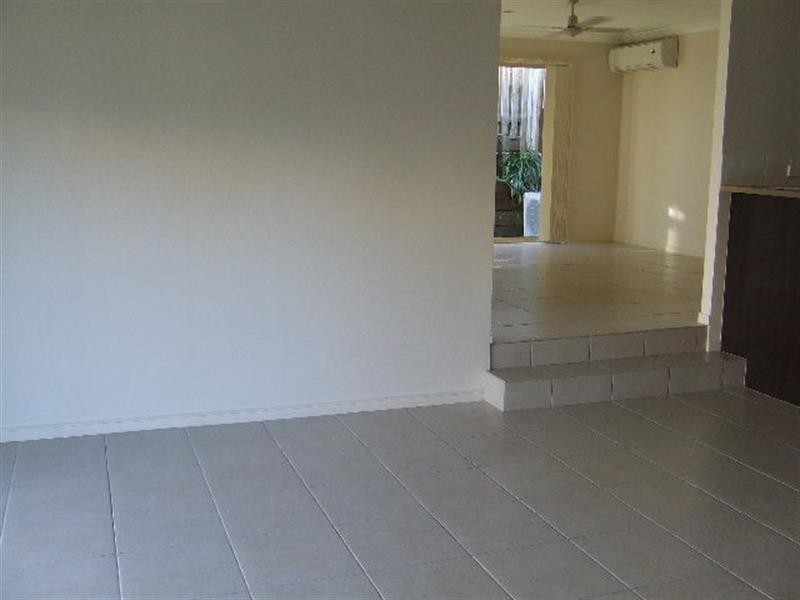 2/9 Bennett Way, Upper Coomera QLD 4209