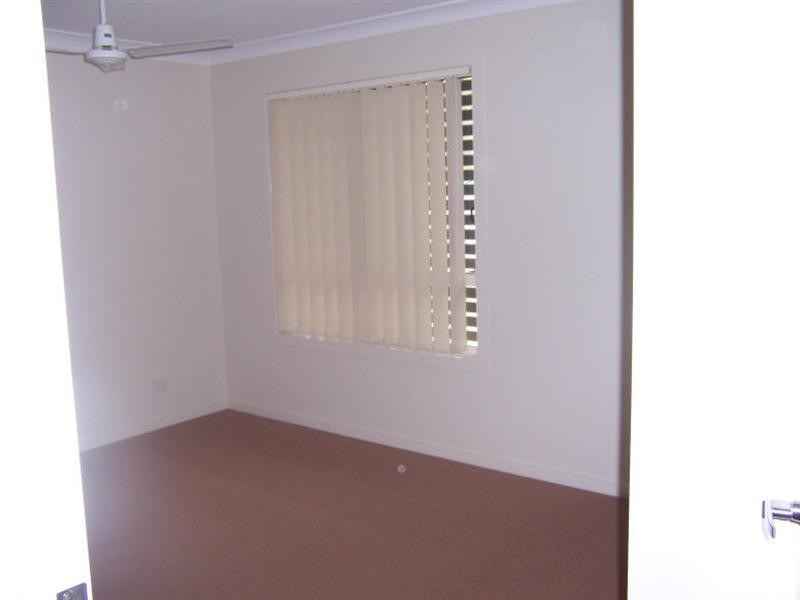 4/54 River Hills Rd, Eagleby QLD 4207