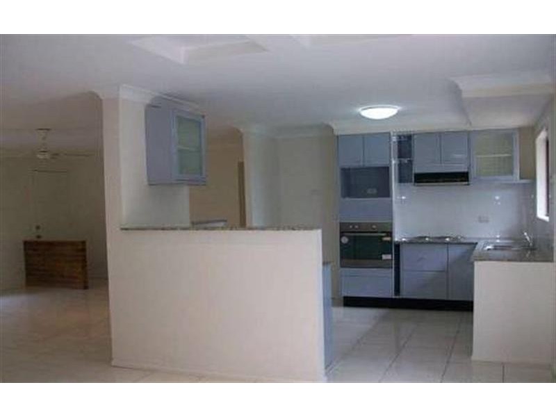 17 Tasman Ct, Boronia Heights QLD 4124