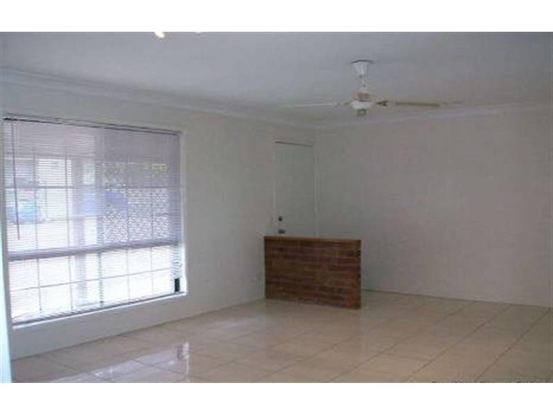 17 Tasman Ct, Boronia Heights QLD 4124