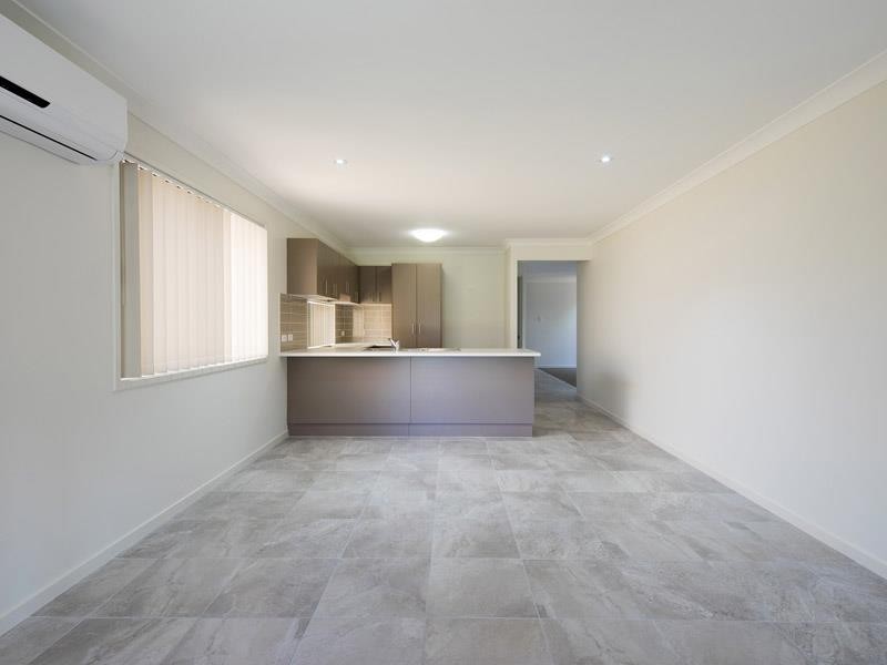 12 Conimbla Cres, Waterford QLD 4133